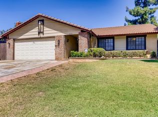 8028 Camelot Rd, Riverside, CA 92503