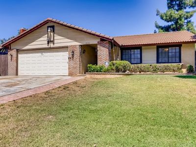 8028 Camelot Rd, Riverside, CA, 92503