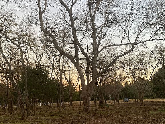 3rd image of 3100 Observation Dr