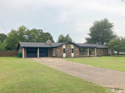 (Undisclosed Address), Russellville, AR, 72802