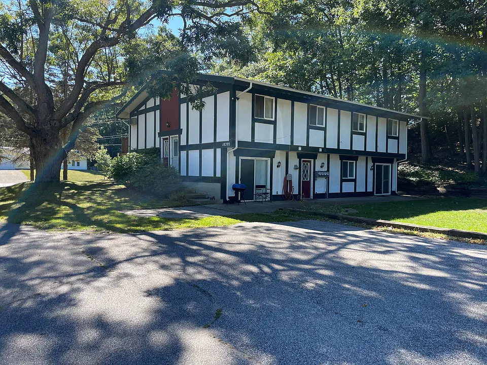 18295 Swiss Dr #3
