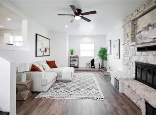 809 NW 11th St, Bentonville, AR 72712