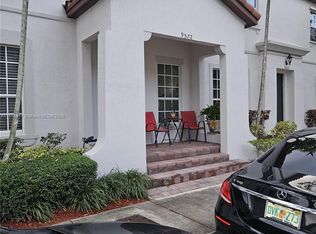 Kendall Square, Miami, FL 33196