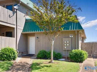 2225 Golf Rd SW APT 413, Huntsville, AL 35802