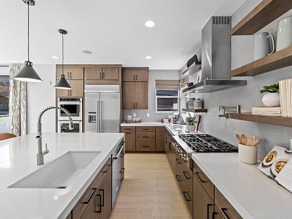 4th image of 5910 N Canyon Rim Rd #619
