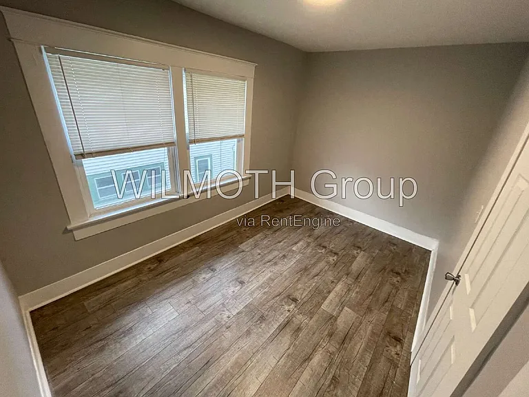 129 W Hendricks St #4 — Photo 6