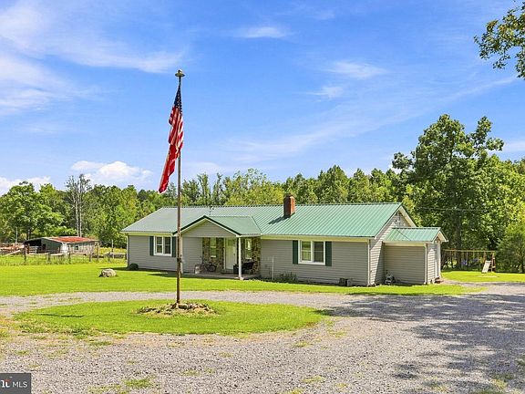 3rd image of 6095 Wardensville Grade