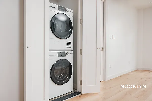 Rented by Nooklyn NYC LLC | media 19