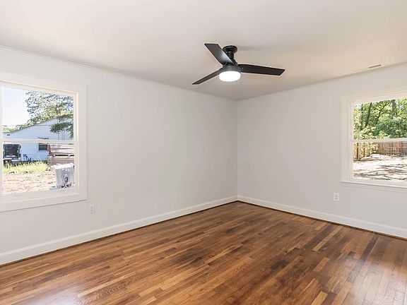 4th image of 2637 Kirk Rd