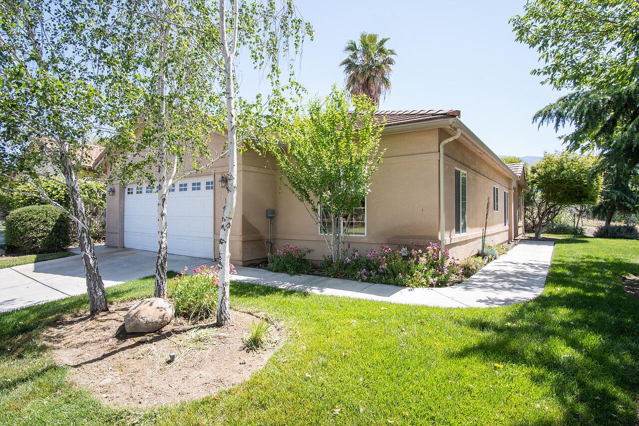 32614 Montgomery Drive