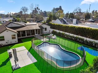 5827 Jumilla Ave, Woodland Hills, CA 91367