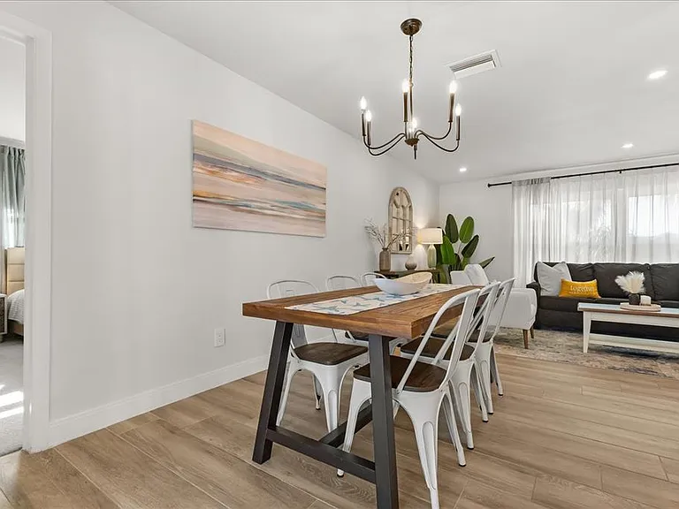 13923 Brewster Dr — Photo 10