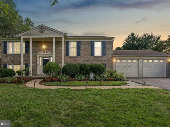 6540 Farmingdale Ct, Rockville, MD 20855