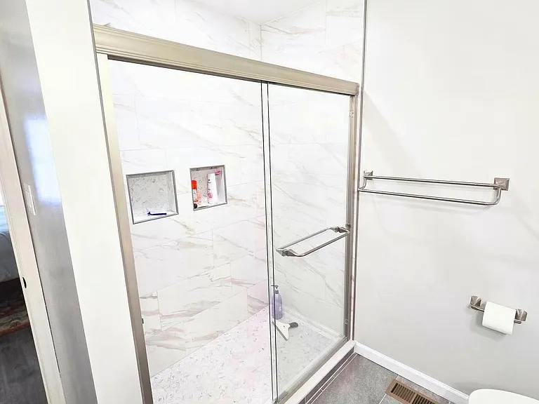 110 Lantern Dr — Photo 10