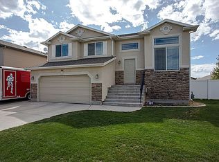 741 N Haworth Cir, North Salt Lake, UT 84054