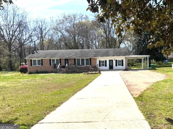 8795 Maysville Rd, Maysville, GA 30558