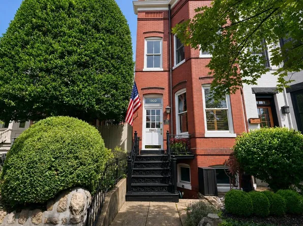 1302 A St SE, Washington, DC 20003