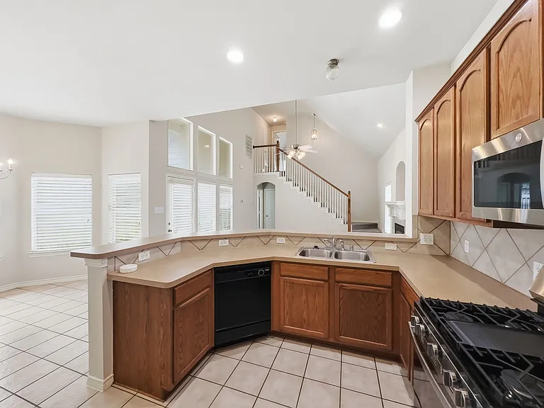 1237 Chattahoochee Dr — Photo 14
