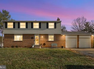 19004 Hempstone Ct, Poolesville, MD 20837