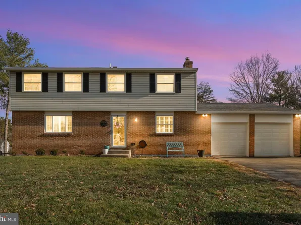 19004 Hempstone Ct, Poolesville, MD 20837