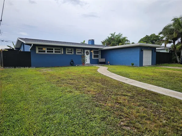 20700 Leeward Ln, Cutler Bay, FL 33189