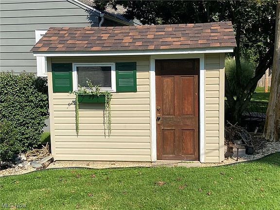 3rd image of 311 Taylor St