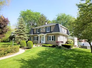 2230 Ridgewood St, Highland, IN 46322