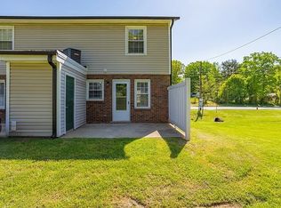 500 Spicewood Dr, Greensboro, NC 27405