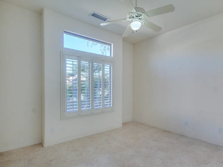 269 W Kingbird Dr — Photo 12