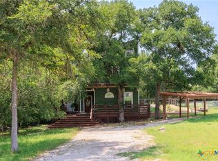521 Lazy Ln, San Marcos, TX 78666