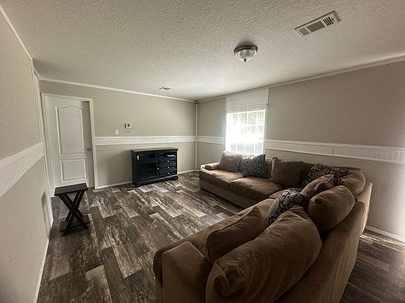 3rd image of 137 Coffin Point Rd