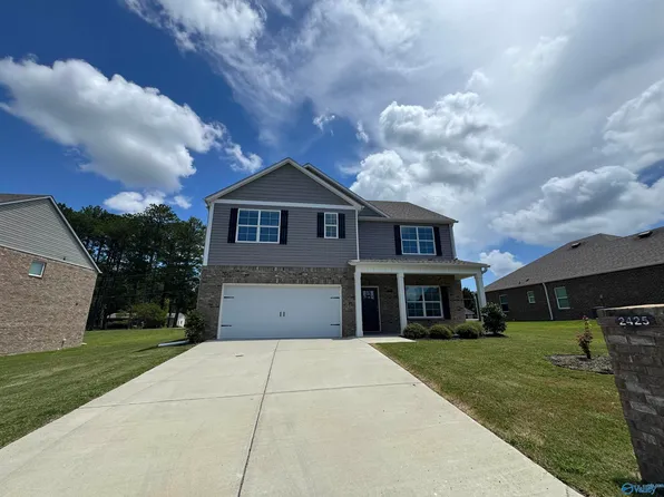 2425 Bluff Haven Ln, Hokes Bluff, AL 35903