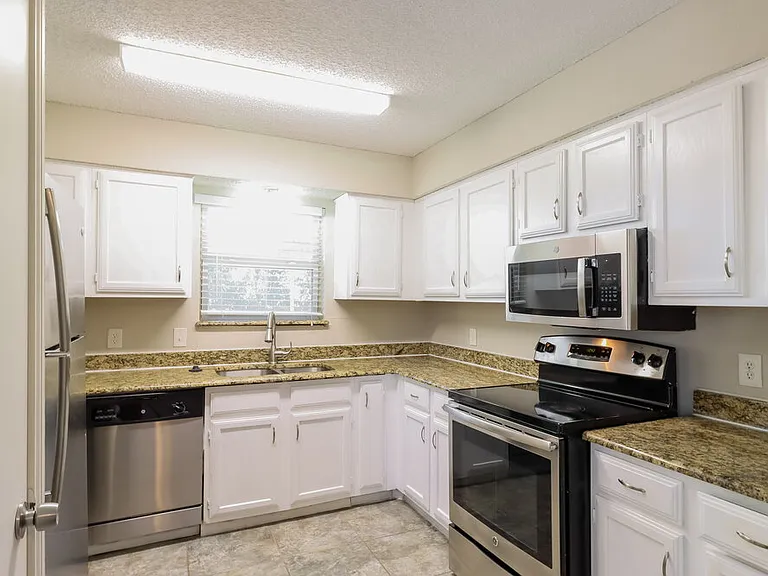 4200 Cypress Springs Dr — Photo 7