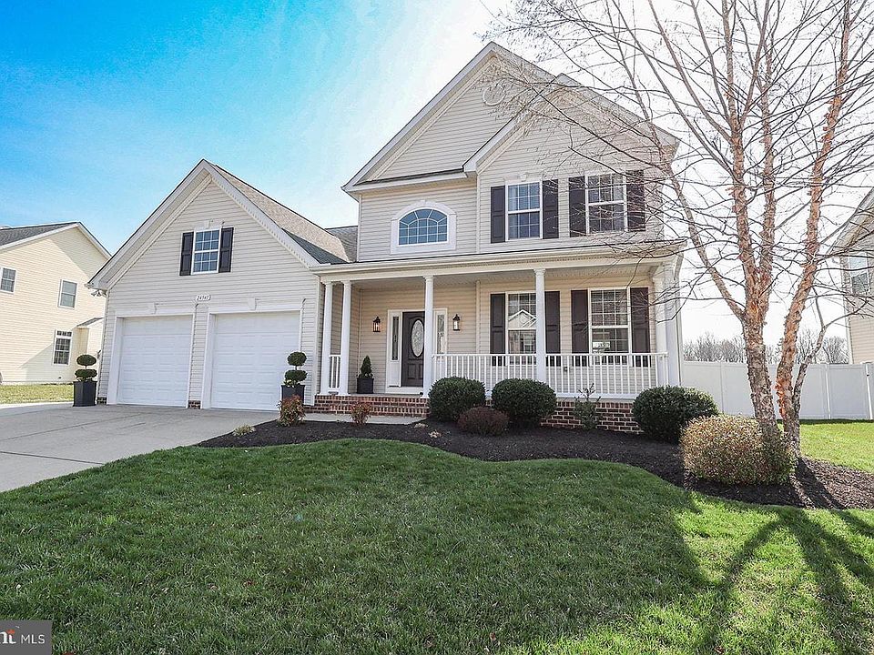 1st image of 24541 Broad Creek Dr