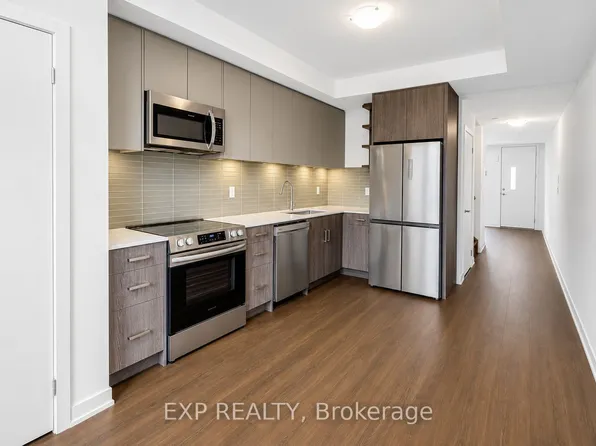 28 Turtle Island Rd, Toronto, ON M6A 2L6