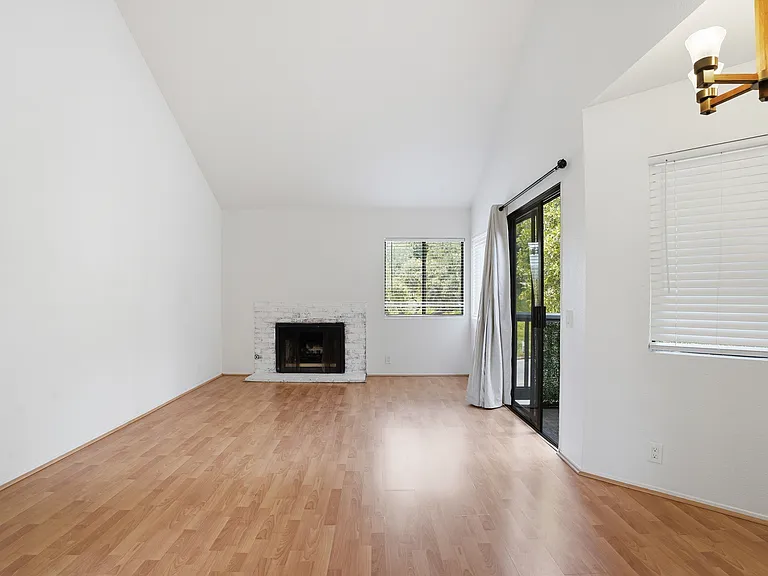 3039 Brookpine Ct — Photo 5