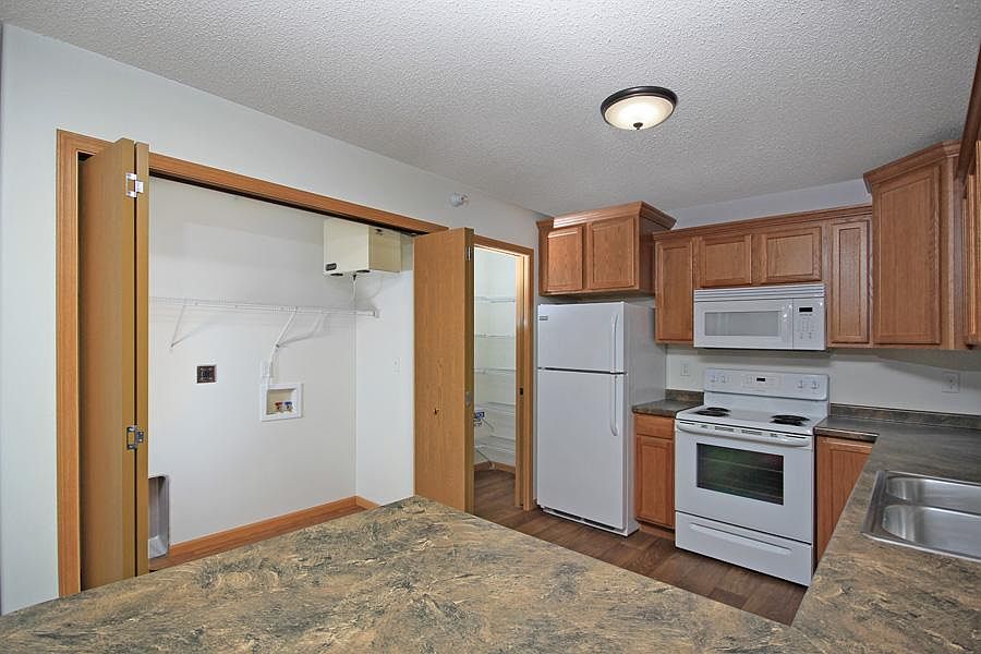 Standard Kitchen