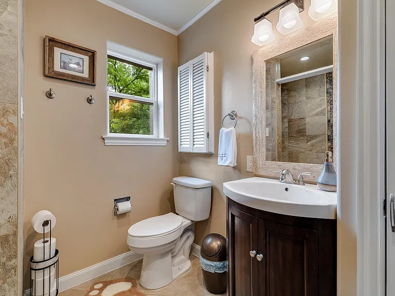 433 Ensign Ln — Photo 34