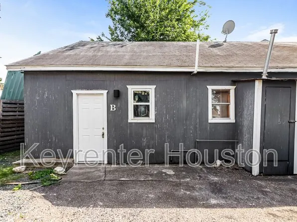 4610 Schroeder St #2, Houston, TX 77011