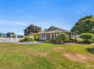 7407 Thomas Rd, Bow, WA 98232