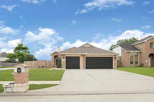174 Horn Ct Photo 1