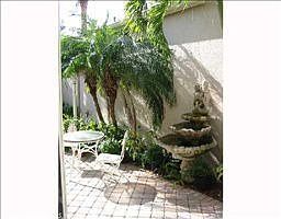 3rd image of 9 Via Sorrento Palm