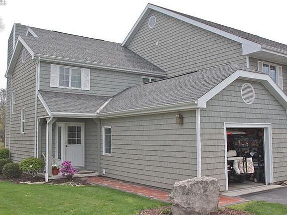 2nd image of 111 Lakeshore Dr