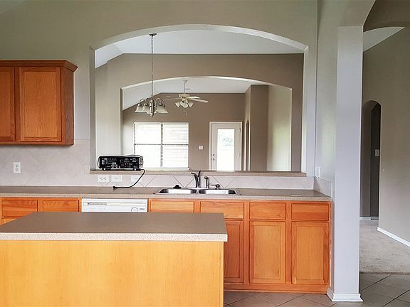 3rd image of 2901 San Jose Dr