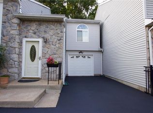 64 Jeffrey Cir, Dayton, NJ 08810