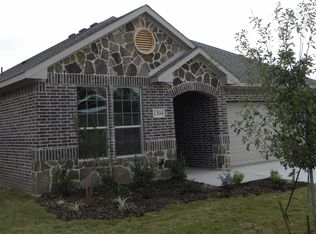 1304 Town Creek Cir, Weatherford, TX 76086
