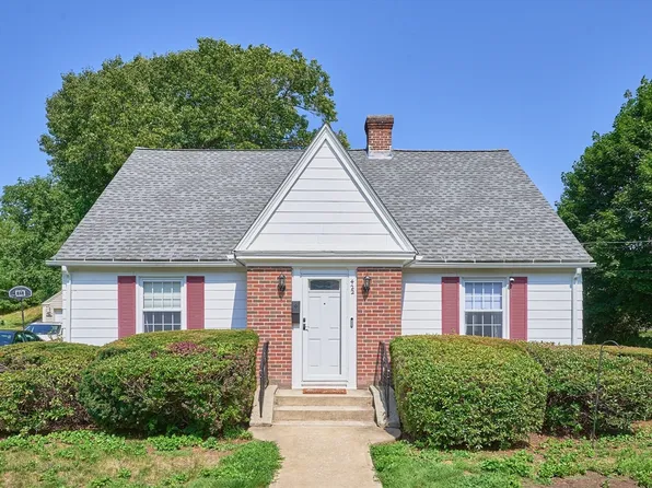 422 Mill St, Worcester, MA 01602