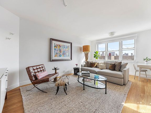 2nd image of 3521 79th St APT 6K