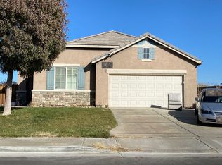 3207 Desert Moon Ave, Rosamond, CA 93560