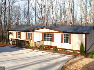 2926 Wallace Rd, Gainesville, GA 30507